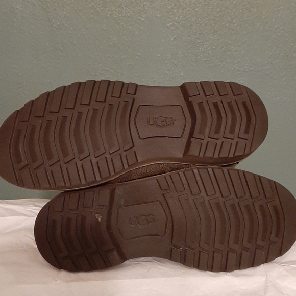 UGG boots - Picture 4 of 10